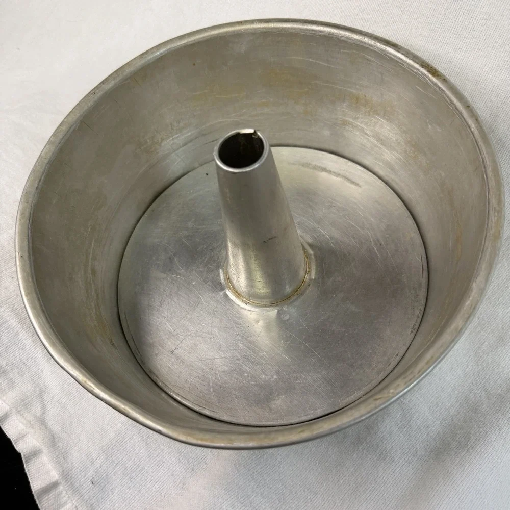Vintage Aluminum Baking Pan 10